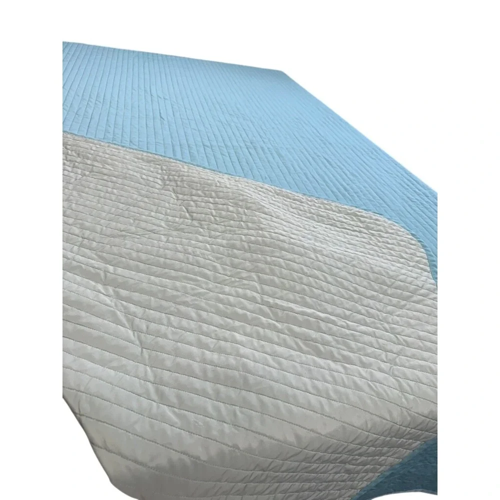 2 Pc‎ Set Blue Channel Quilted Lightweight Coverlet Reversible 106x94 & Sham